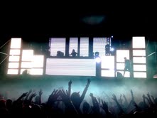 Thousands of Fan's anticipate the beat drop at Summer Wonderland 2013.  Photo by Terrance Aikens