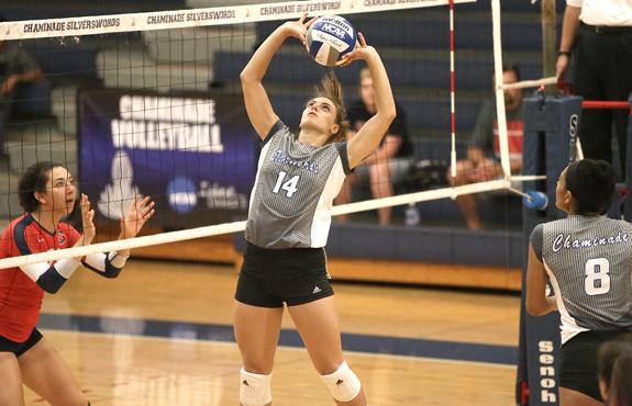 CUH volleyball finally wins 5-set match, overcomes Point Loma