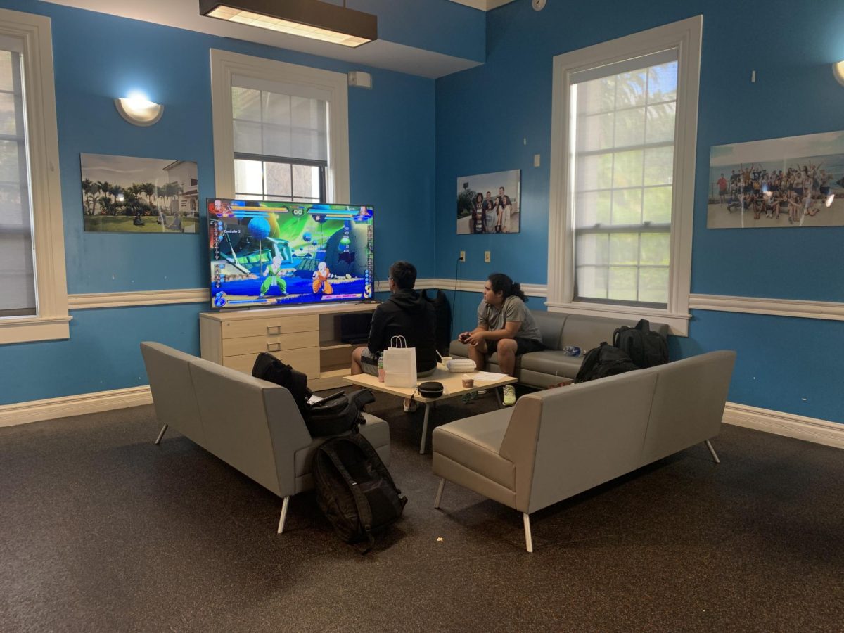 Students frequently play video games at the Loo student center during their free time. 